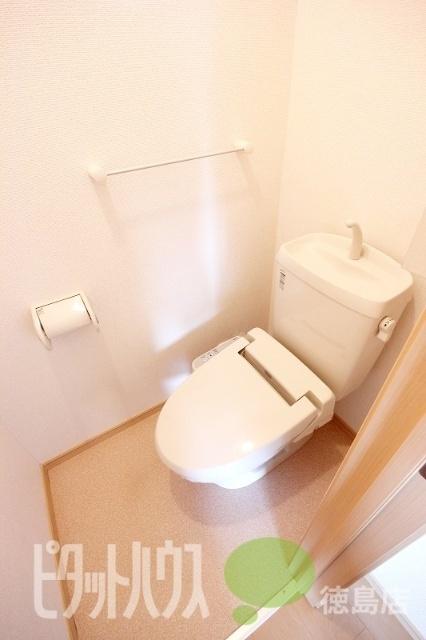 セレブリティ　Ｃ（102） トイレ