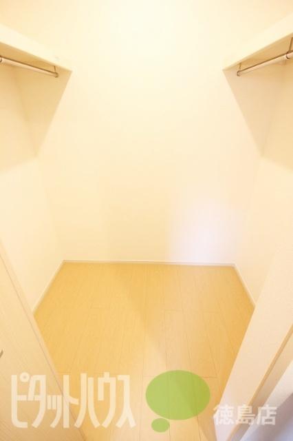 チェレステ　Ｂ（102） 収納