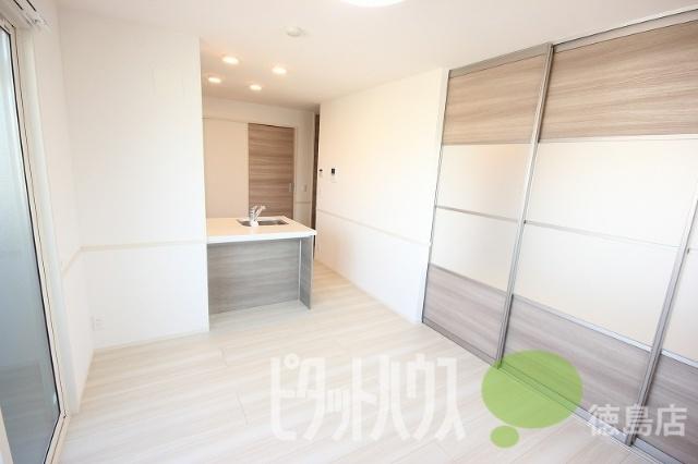 メゾン沖浜（305） リビング