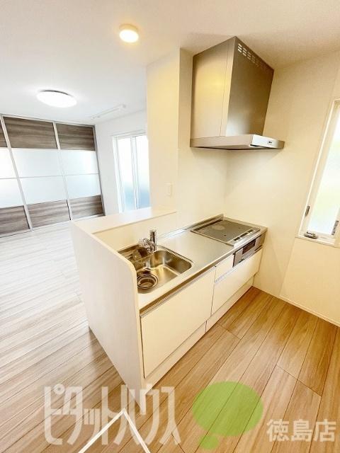 シャルマン上吉野（102） キッチン