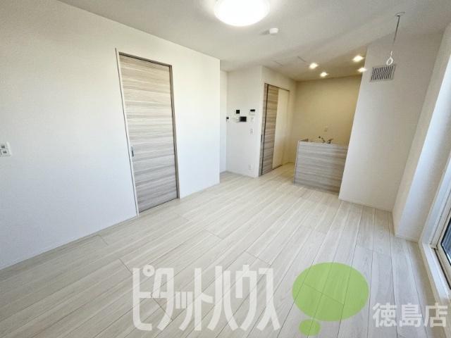 アーバンライフヒロ沖浜（303） リビング