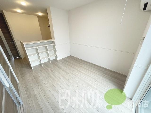 サンセール問屋町（105） リビング