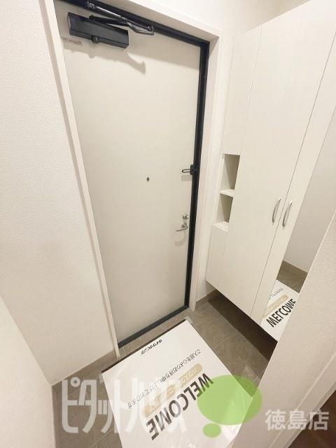 サンセール問屋町（303） 玄関