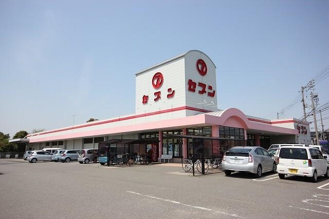 セブンよこす店：1527m