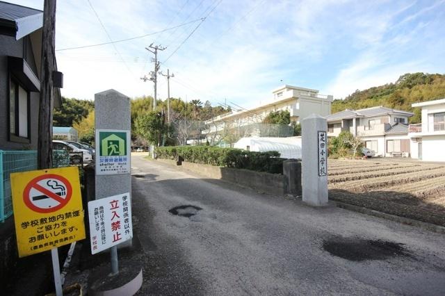 小松島市立芝田小学校：2503m