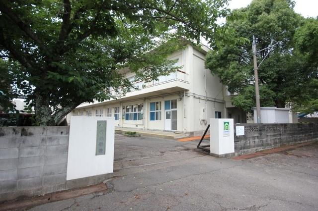 小松島市立千代小学校：456m