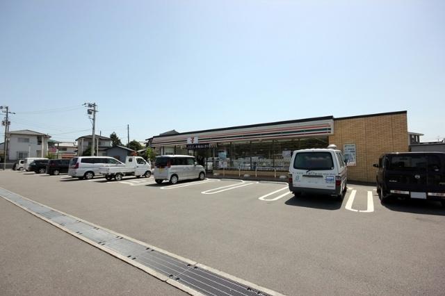 セブンイレブン小松島狭間店：615m