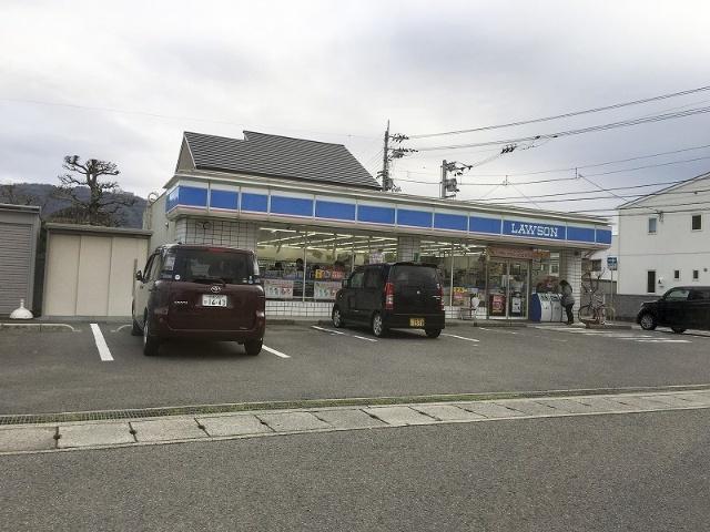 ローソン徳島南矢三店：832m