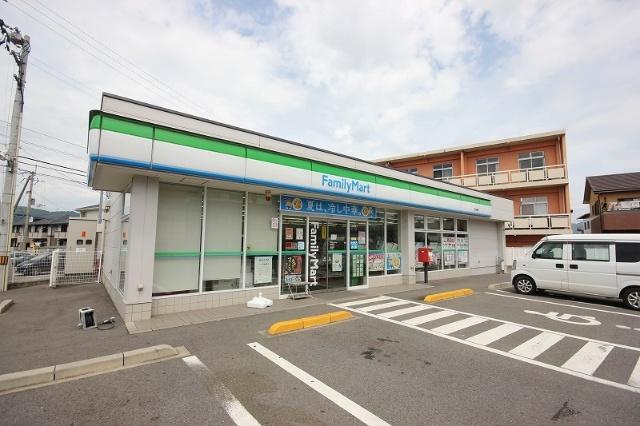 ファミリーマート西須賀店：43m