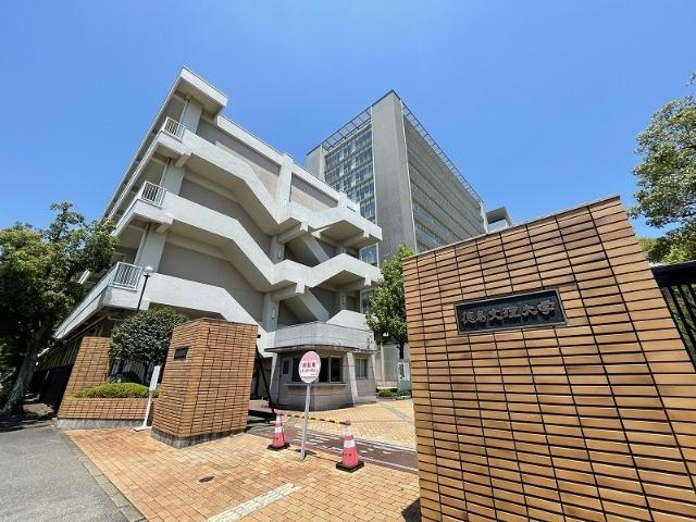 私立徳島文理大学：2803m