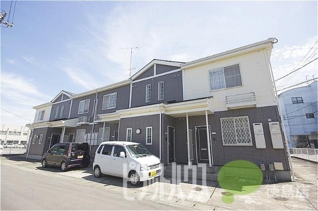ロイヤル雑賀（101） 駐車場