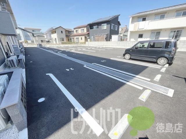 ハーベストＣＫ（307） 駐車場