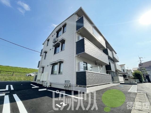 シャルマン上吉野（102） 外観