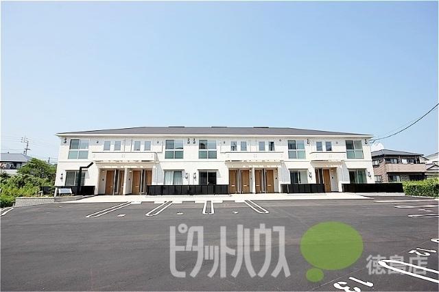 サンシャインテラスＫ． 駐車場