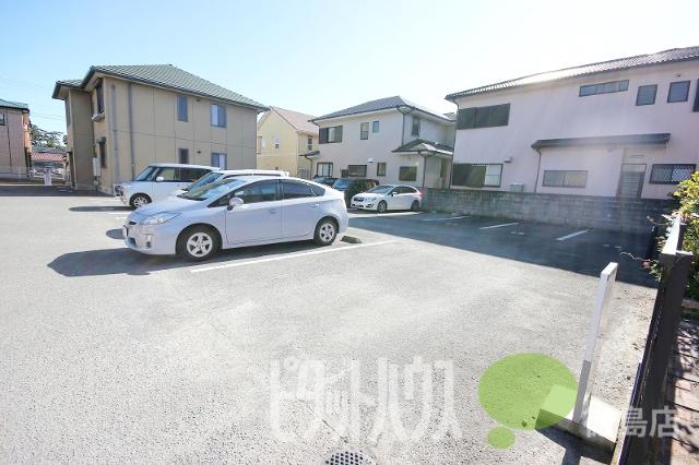 徳島市南沖洲アパート 駐車場