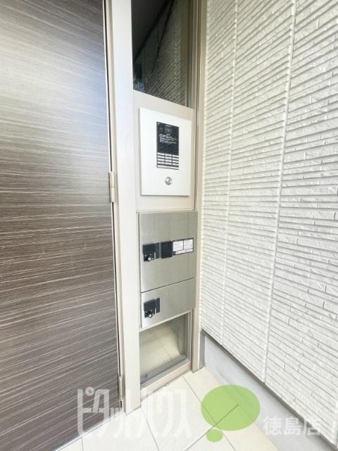 徳島市助任橋マンション エントランス