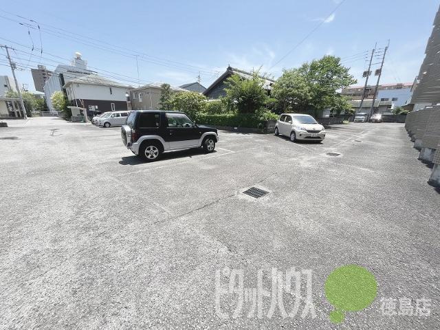 エクセルかちどき橋 駐車場