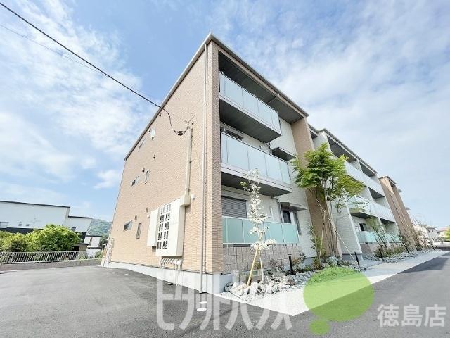 徳島市蔵本元町マンション 外観