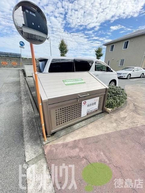 徳島市東吉野町テラスハウス 共有部分