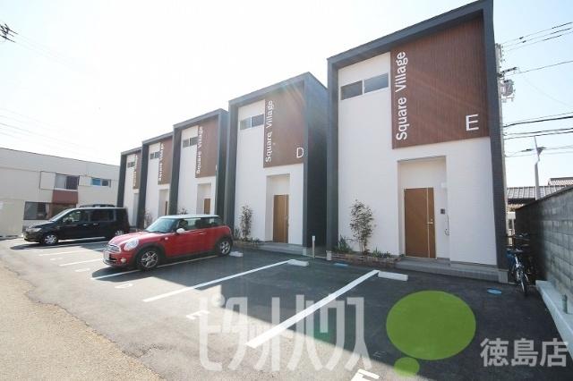 Ｓｑｕａｒｅ　Ｖｉｌｌａｇｅ　南昭和 エントランス