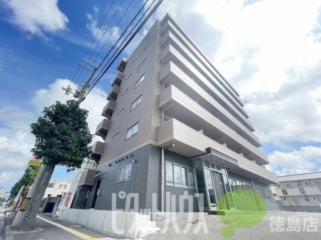 モンテリザイア末広 物件画像