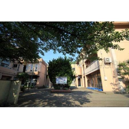 徳島市立新町小学校：495m