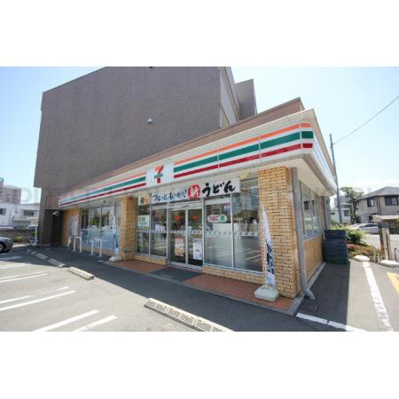 セブンイレブン徳島中常三島店：202m