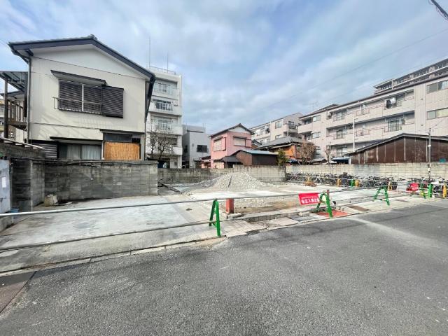 【更地渡し】土地65坪、容積率300％で様々なプランニングが可能です！