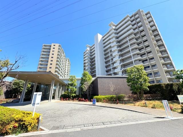 【『流山おおたかの森』駅徒歩14分！】充実の設備と安心のセキュリティのビッグコミュニティです。豊かな自然と都市の利便性があなたのライフステージをサポートします。