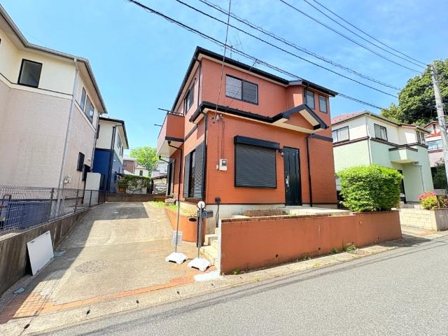 【各居室6帖以上の家】各部屋にゆとりと独立感を持たせた間取りです。