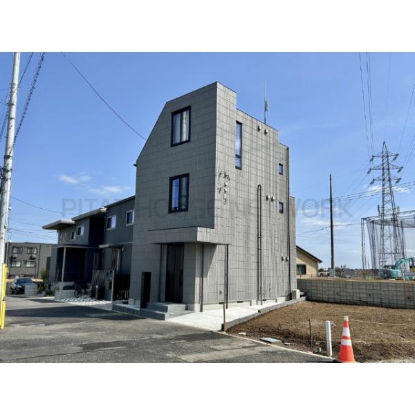 【『流山おおたかの森』駅徒歩16分！】徒歩圏内にスーパーやコンビニが揃っています。