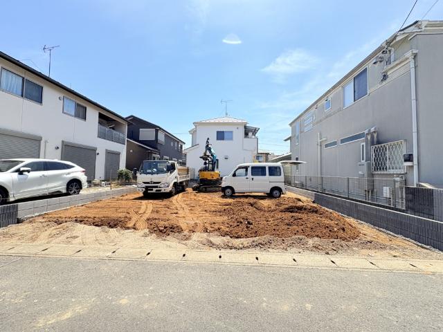 【ゆったり42坪の整形地】現況更地のため余計な解体費用も掛かりません。