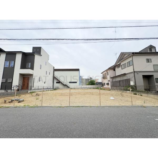 【家族の夢を叶える建築条件無し売地】お好きなハウスメーカーで建築が可能です。間取り参考資料もご用意致します。お気軽にご相談下さい。
