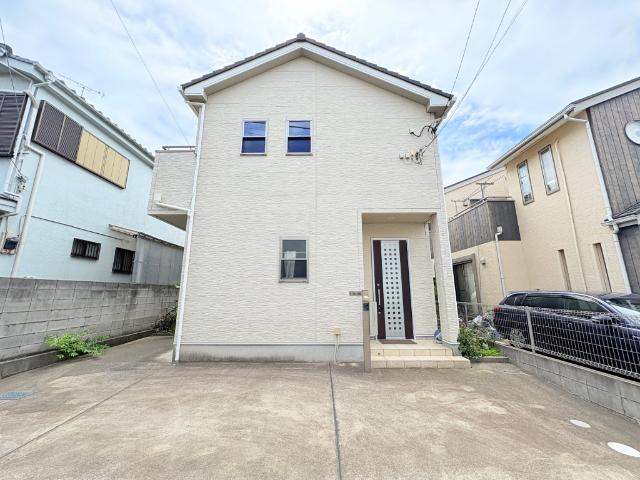 【ファミリータイプの4LDK】各部屋にゆとりと独立感を持たせた間取りです。