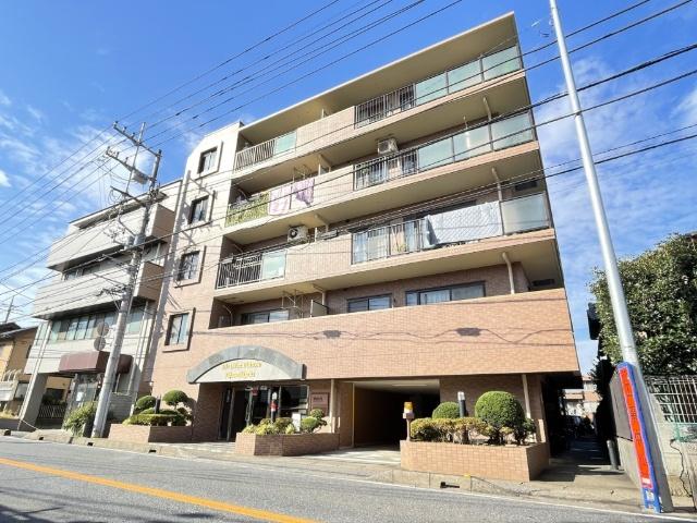 【新規リフォーム物件】キッチン・トイレ交換、フローリング・クロス貼替、照明器具・建具交換等々。