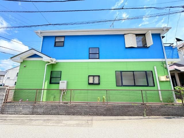 【外観写真】建物西側からの写真