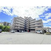 【新規リフォーム物件】キッチン・バス・トイレ・洗面化粧台・給湯器交換、床貼替、クロス貼替、建具交換等々。