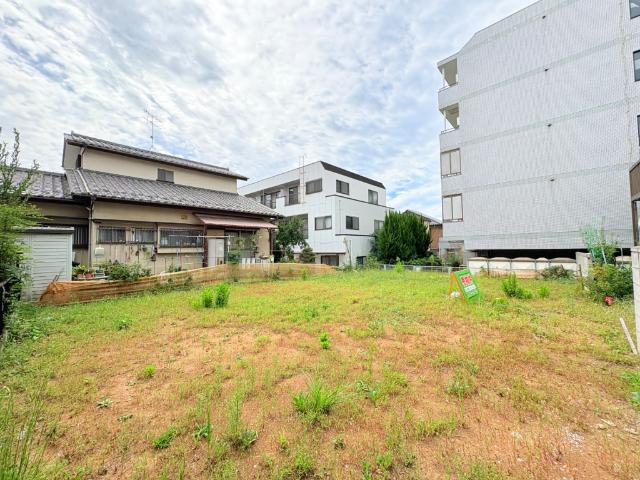 【家族の夢を叶える建築条件無し売地】お好きなハウスメーカーで建築が可能です。間取り参考資料もご用意致します。お気軽にご相談下さい。