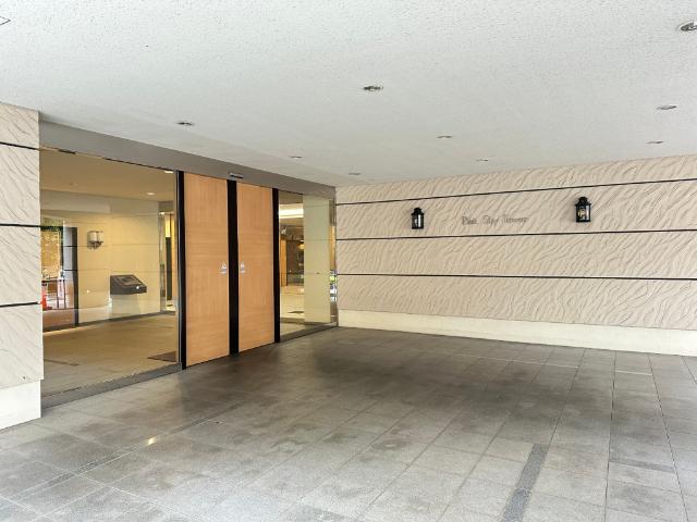 【24時間有人管理システム】24時間人が常駐し管理していますので安心した生活を送れます。