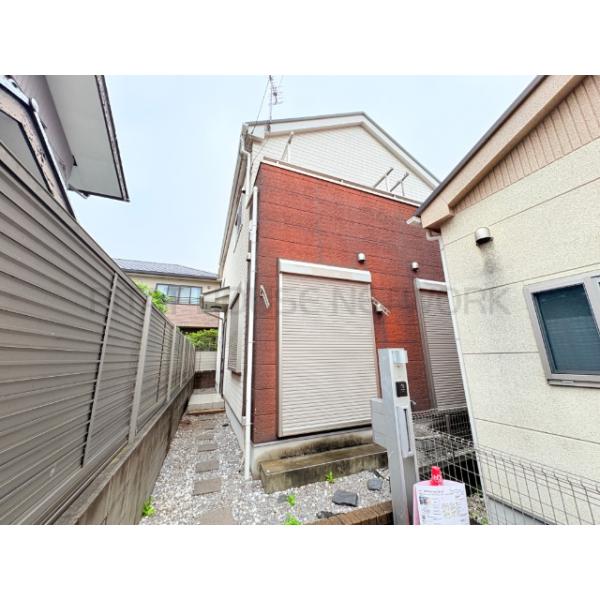 【新規リフォーム物件】トイレ・洗面化粧台交換、クッションフロア貼替、室内クリーニング等々。