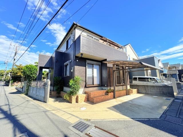 【新規リフォーム済角地物件】キッチン・バス・トイレ・洗面化粧台交換、クロス貼替、クッションフロア貼替、外壁・屋根塗装等々。