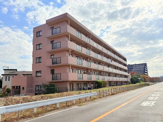 【新規リノベーション物件】キッチン・バス・トイレ・洗面化粧台交換、給湯器・給湯管交換、フローリング・クロス・フロアタイル貼替、建具交換等々。