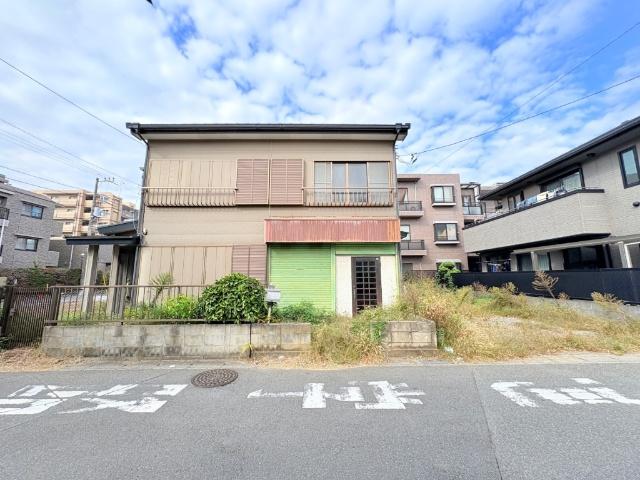 【ゆったり57坪の整形地】更地にしての引き渡しのため余計な解体費用も掛かりません。