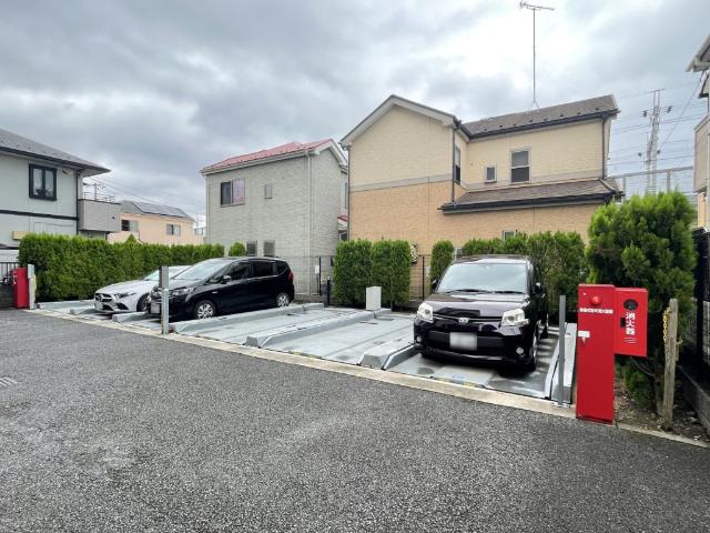 【きっちり整備された駐車場】敷地内駐車場あります。最新の空き状況はお問合せください。