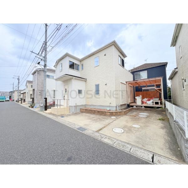 【新規リフォーム物件全室クロス貼替、クッションフロア貼替、トイレ・給湯器、ガスコンロ交換、ハウスクリーニング等々。