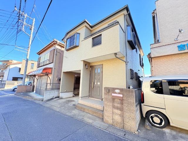 【新規リフォーム物件】キッチン・バス・トイレ・洗面化粧台交換、クッションフロア・クロス貼替、フロアタイル貼り、給湯器交換等々。