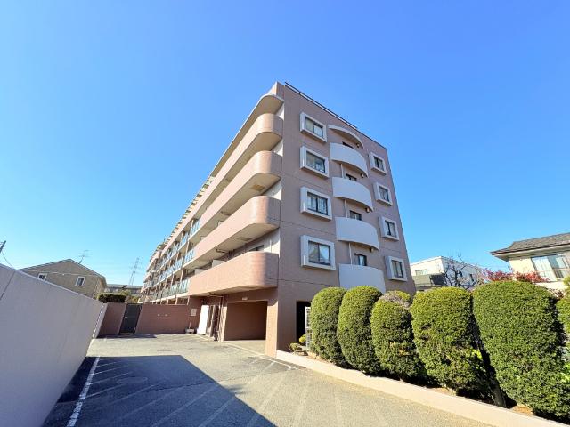 【新規リノベーション物件】キッチン・バス・トイレ・洗面化粧台交換、床材・クロス貼替、建具交換、食洗器設置等々。