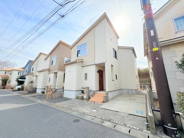 【新規リフォーム物件】クロス貼替、畳交換、洗面化粧台交換。浴室シャワーヘッド・鏡交換、建具交換等々。