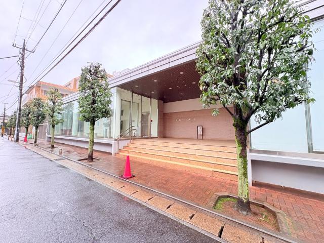 【新リノベーション物件】キッチン・バス・トイレ・洗面化粧台交換、食洗器設置、床材・クロス貼替、建具交換等々。