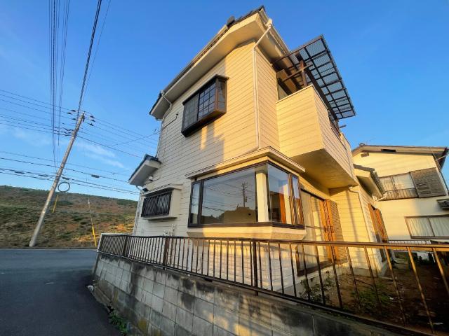 【各居室6帖以上の家】各部屋にゆとりと独立感を持たせた間取りです。